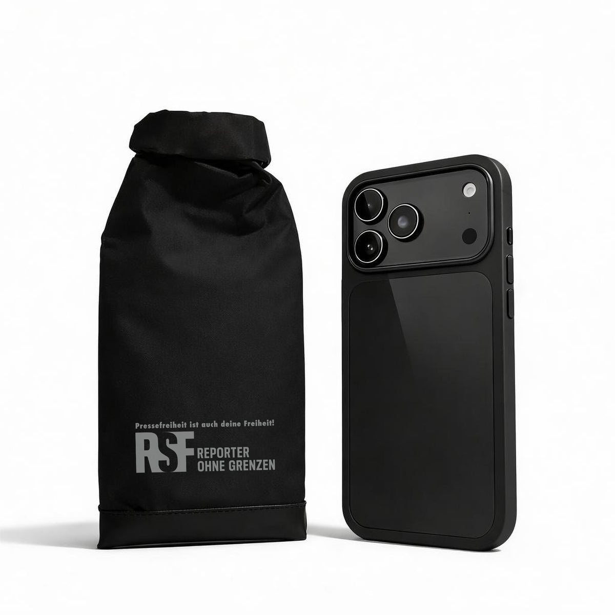 Verschlossene RSF x TOCA Faraday-Tasche neben einem Smartphone im Größenvergleich